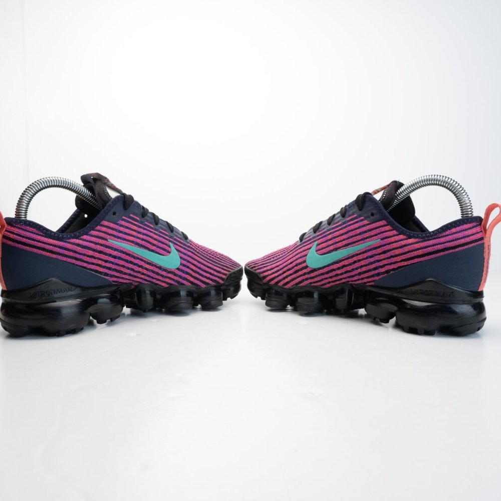 Nike Air VaporMax Flyknit 3 Vivid Purple BQ5238-402 size 4Y - Picture 9 of 12